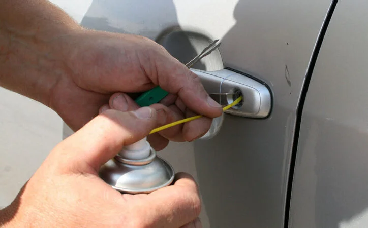 فتح ابواب سيارات