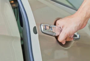 فتح اقفال سيارات