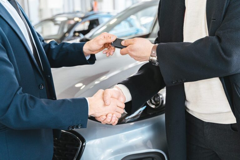 فتح السيارات المقفلة بالكويت