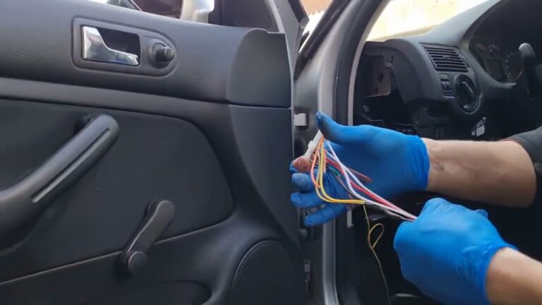 فتح ابواب السيارات 92295349